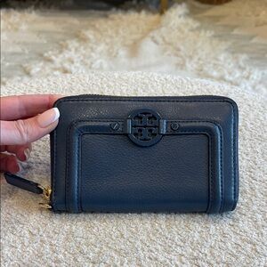 Tory Burch Blue Pebbled Leather Zip Wallet